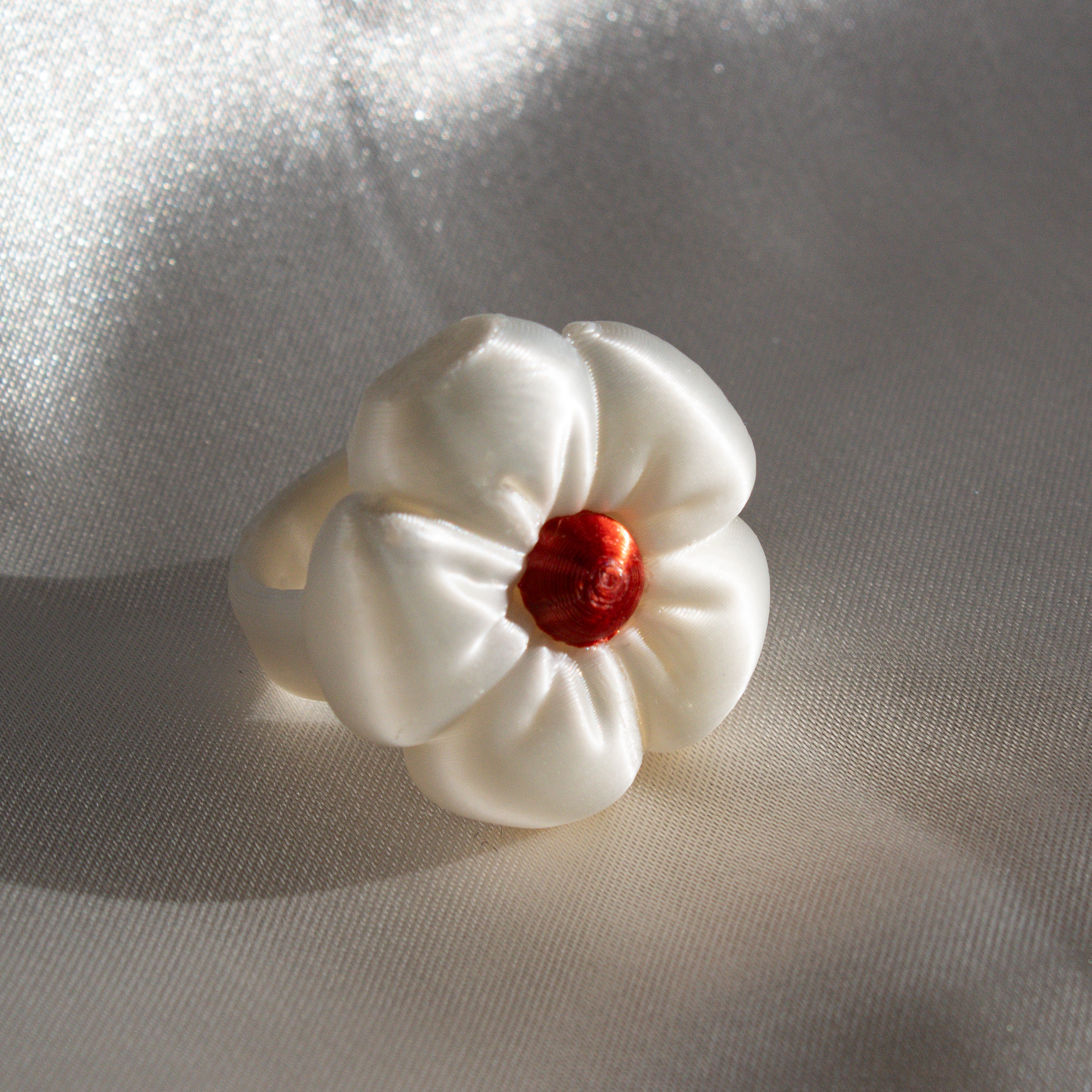 Puffy Flower Red ring